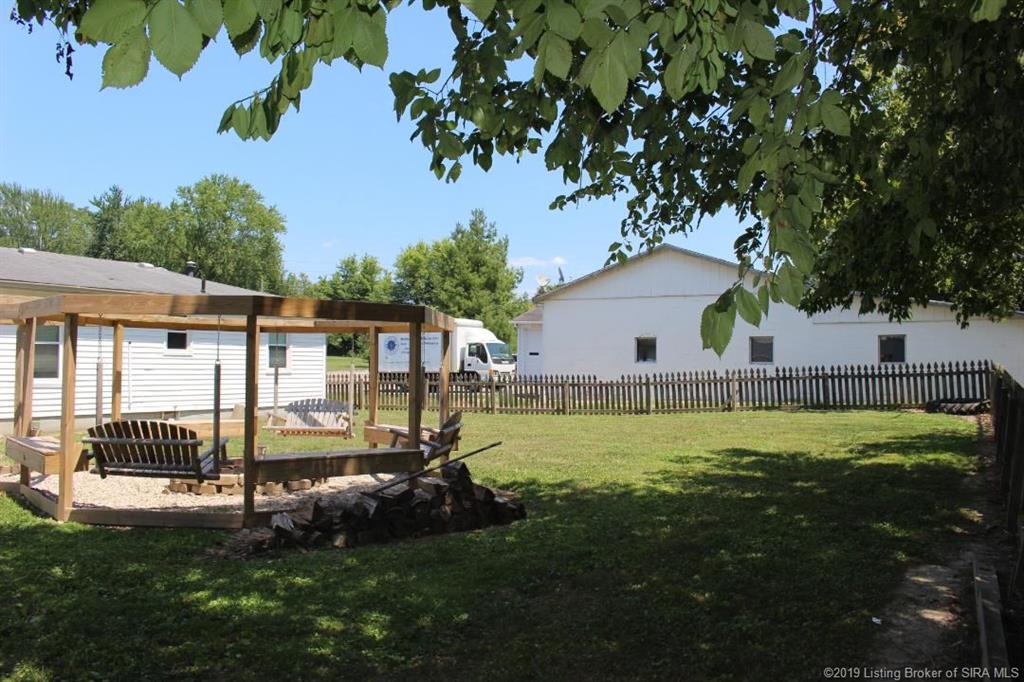 212 East County Line Road Underwood, IN 47177 - Photo 9 of 24