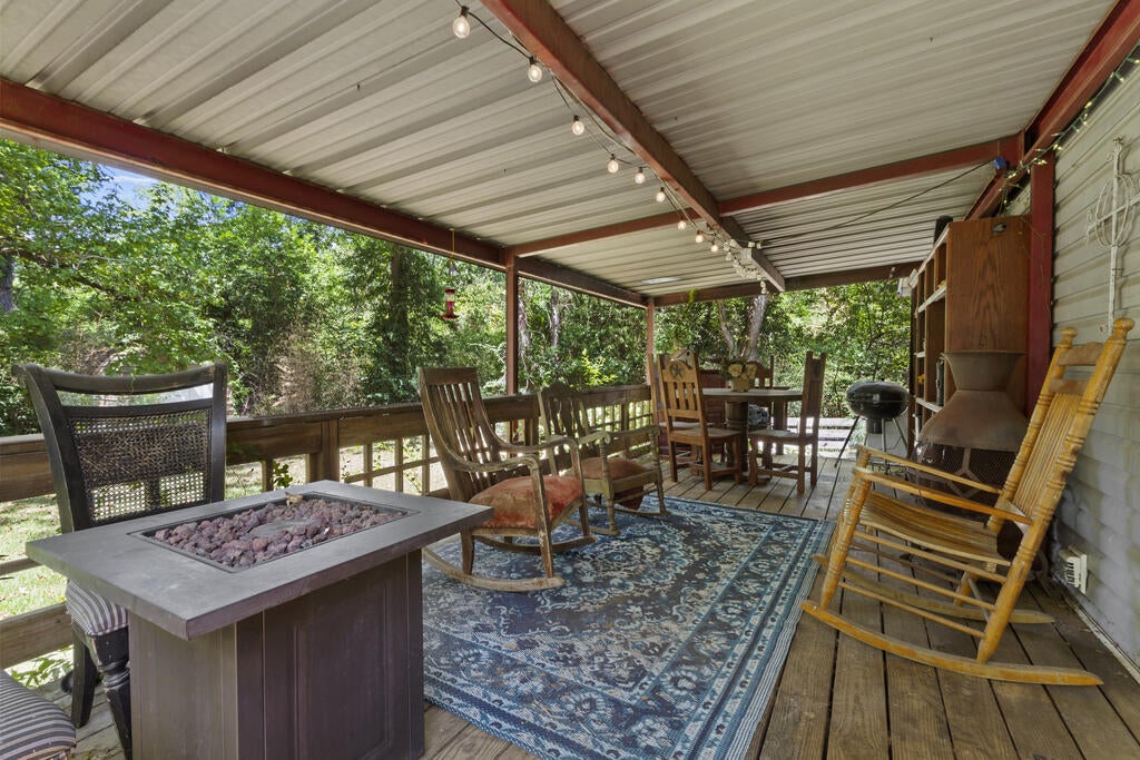 131 Blanton Road Palestine, TX 75803 - Photo 17 of 21 Gallery Image 17