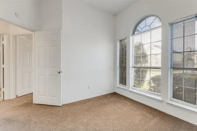 $2,100 | 920 Mossberg Lane, Mesquite, TX 75181