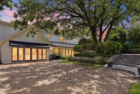 $699,999 | 1809 Southpark Drive, Arlington, TX 76013
