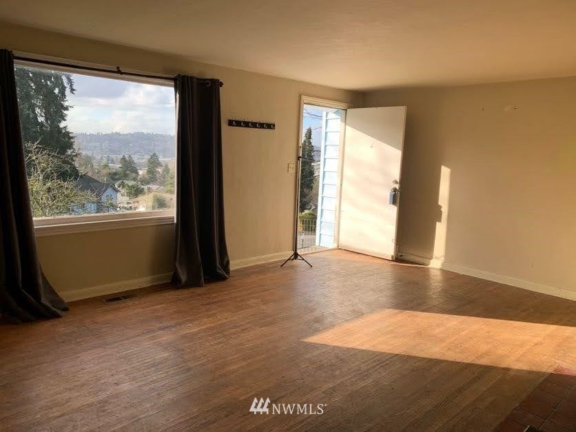 500 Windsor Place Northeast Renton, WA 98056 - Photo 3 of 14