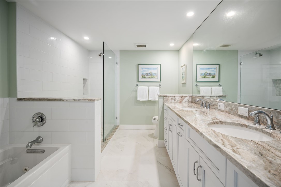 901 Bay Road, Unit 103 Vero Beach, FL 32963 - Photo 17 of 36