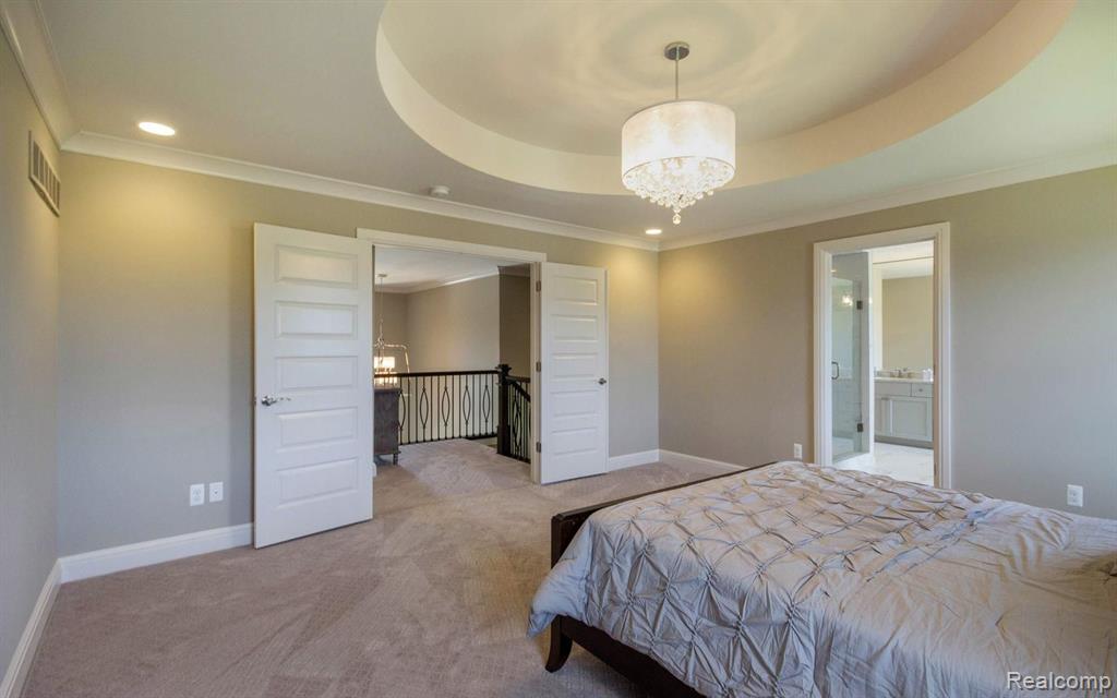 1705 Traceky Rochester, MI 48306 - Photo 23 of 39