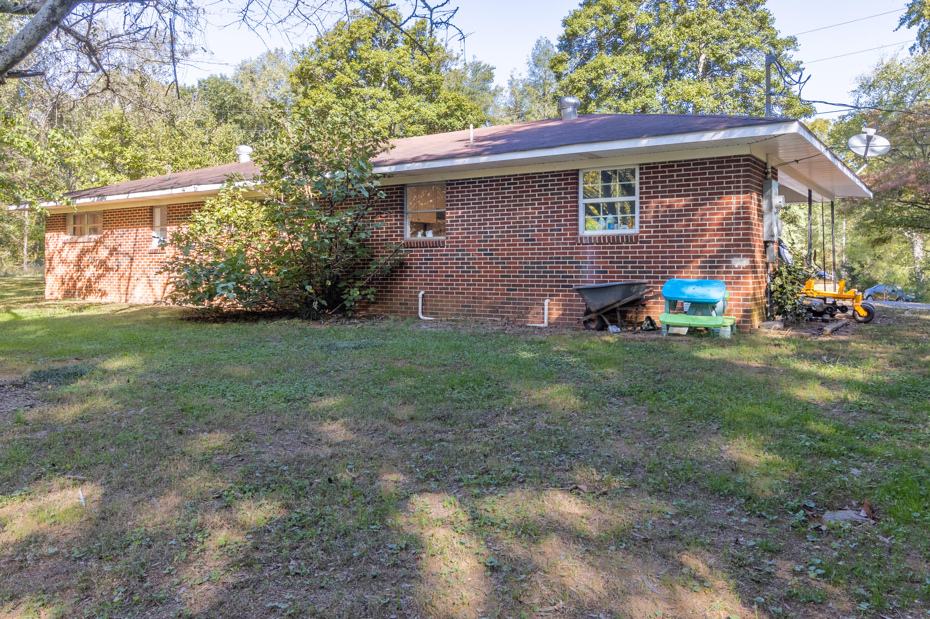 301 Buford Ridley Road Southeast Dalton, GA 30721 - Photo 17 of 19 301 Bufird Ridley-02