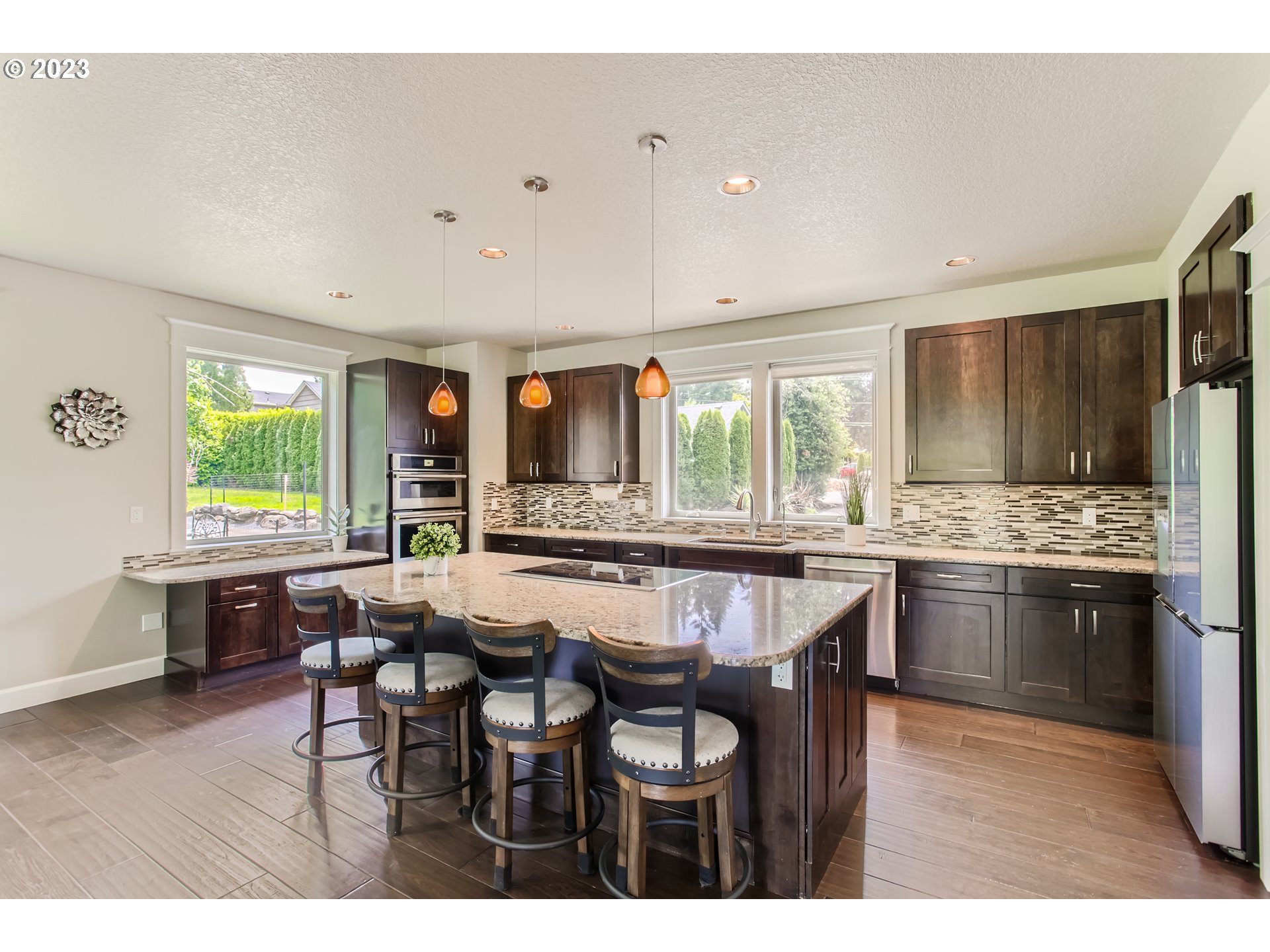 14033 South Livesay Road Oregon City, OR 97045 - Photo 11 of 35 Kitchen