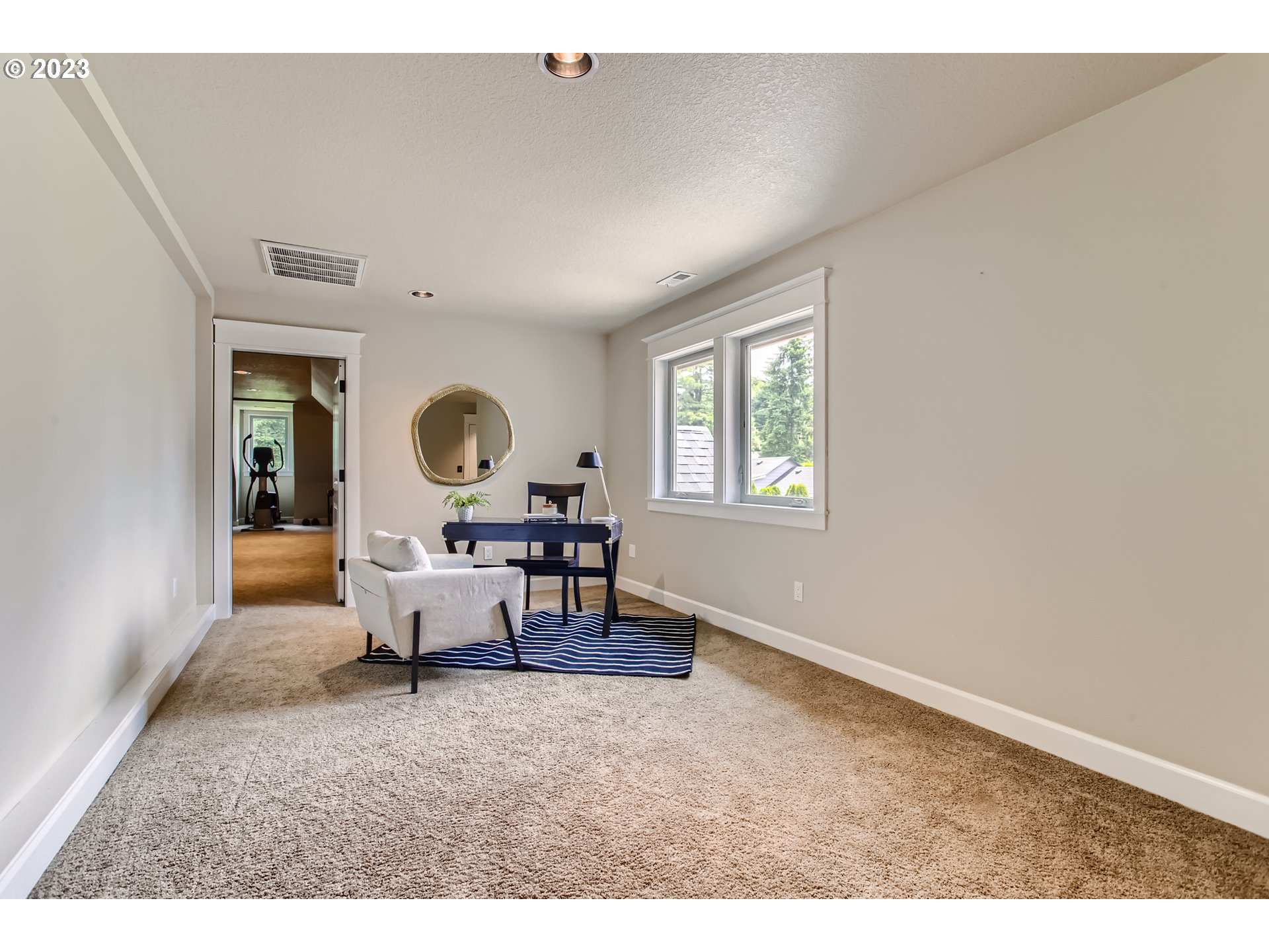 14033 South Livesay Road Oregon City, OR 97045 - Photo 24 of 35 Den/Office