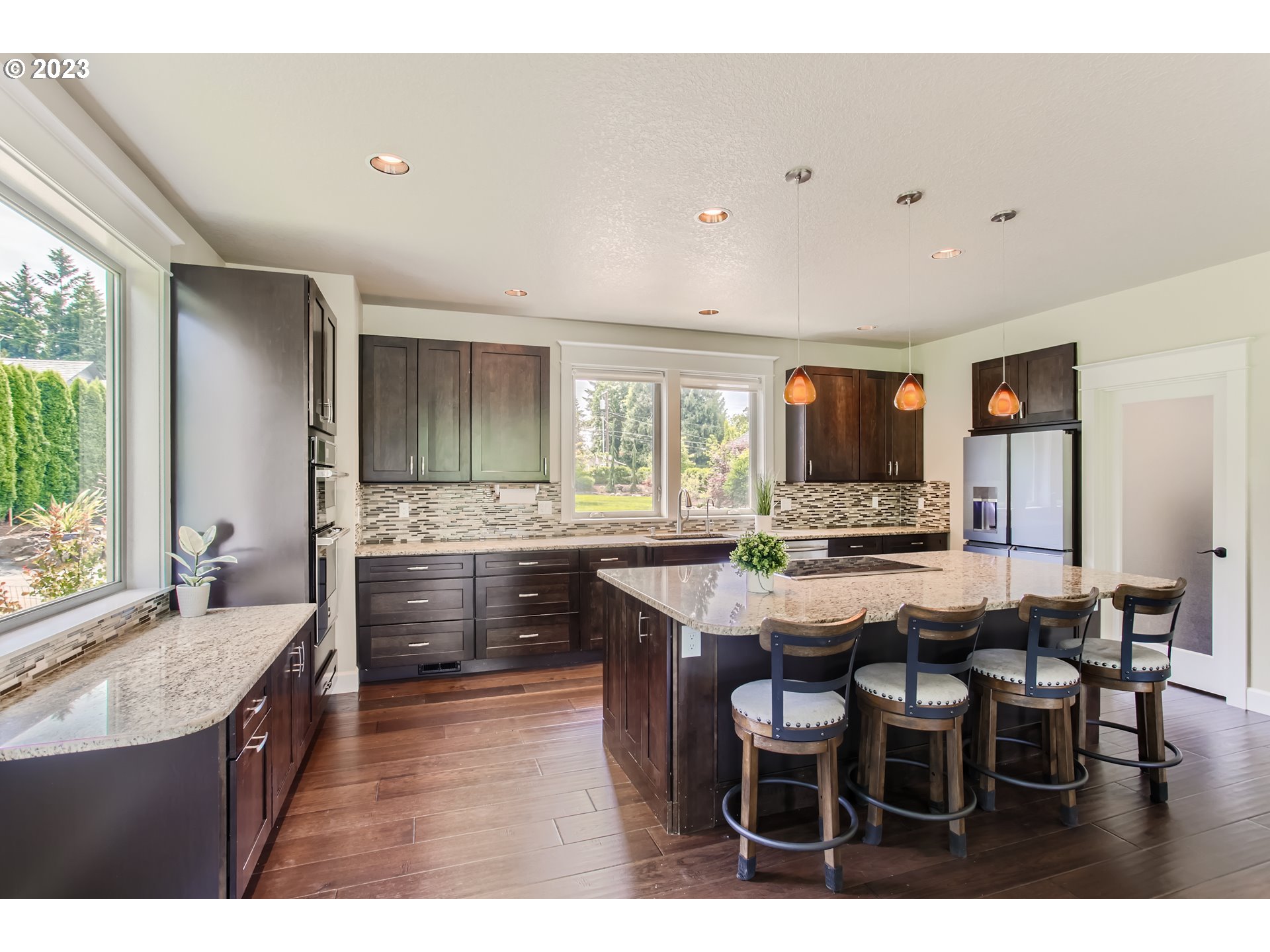 14033 South Livesay Road Oregon City, OR 97045 - Photo 10 of 35 Kitchen