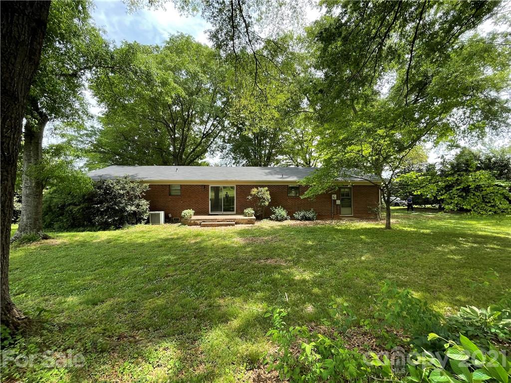 636 Enola Road Morganton, NC 28655 - Photo 3 of 3 Gallery Image 3