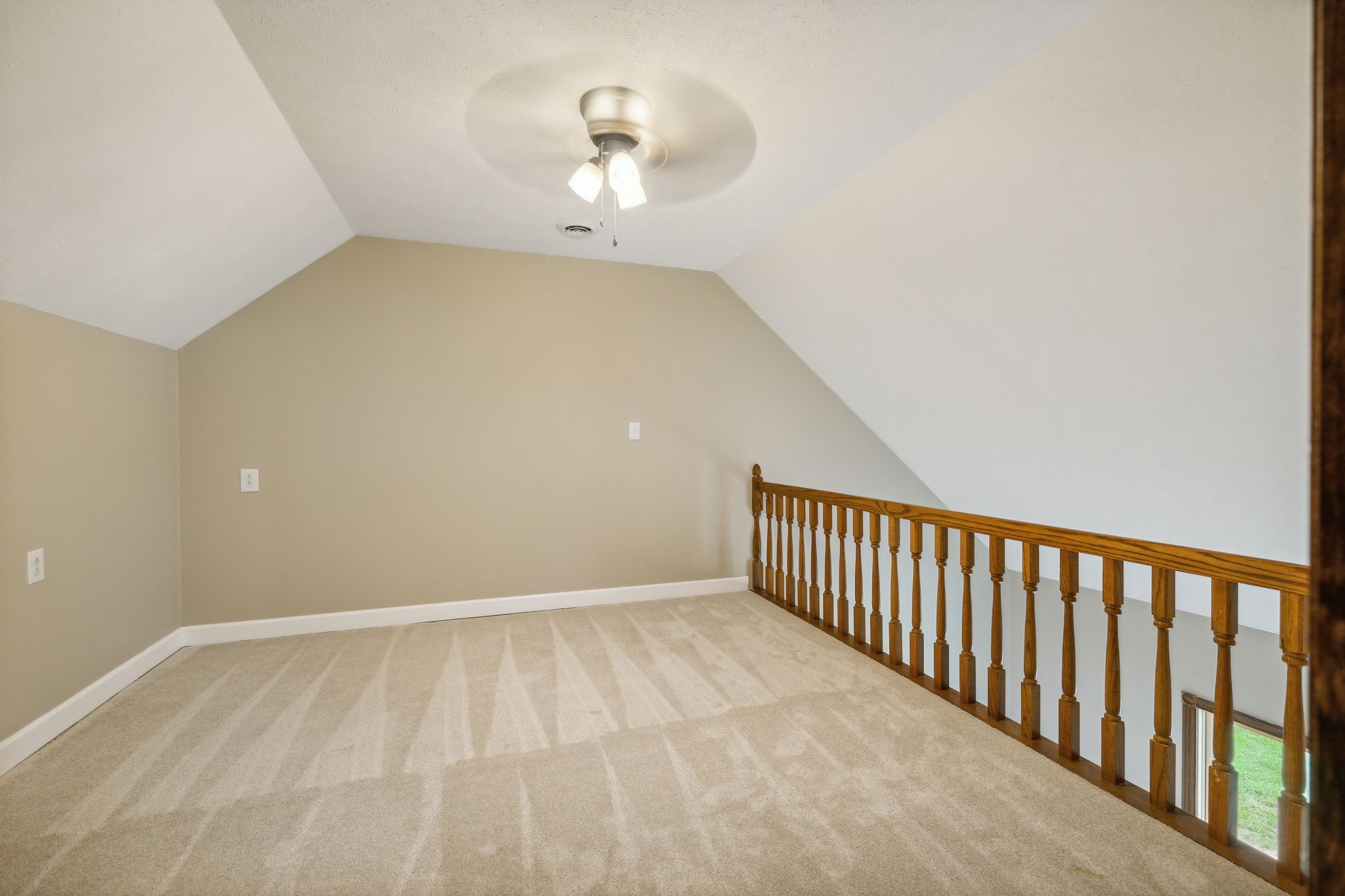 969 Trice Road Lebanon, TN 37087 - Photo 35 of 47 a view of a hallway with wooden floor