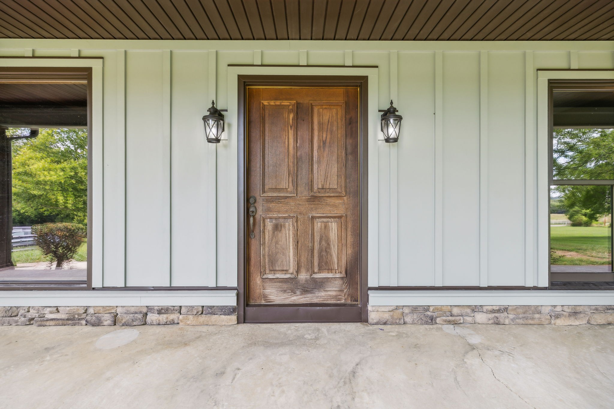 969 Trice Road Lebanon, TN 37087 - Photo 6 of 47 a view of a door in front of a house