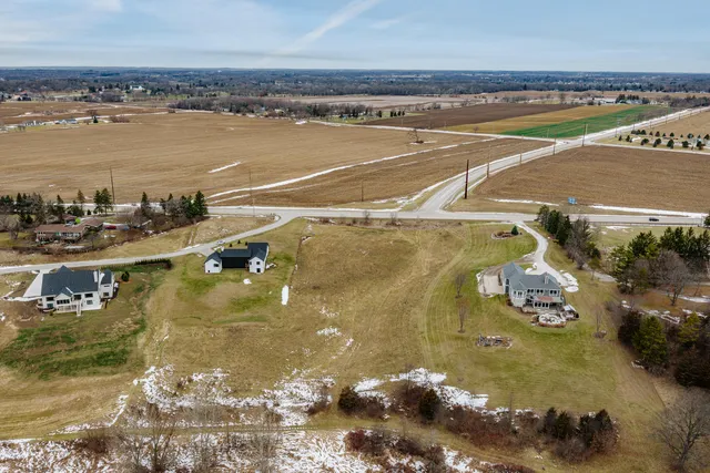 $250,000 | 1400 Richmond Road, Unit LT6, Twin Lakes, WI 53181