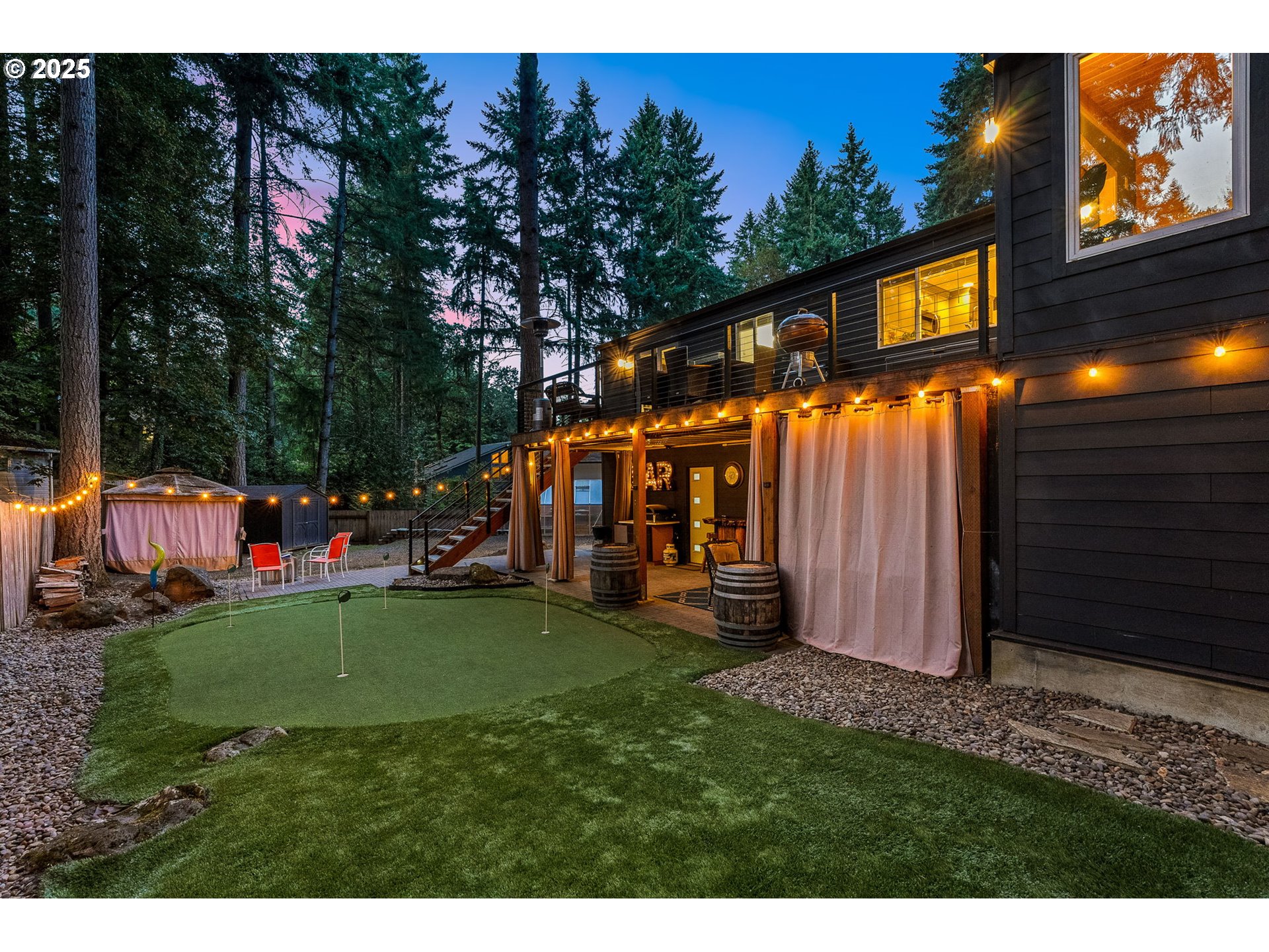 18863 Southwest Indian Springs Road Lake Oswego, OR 97035 - Photo 30 of 33 a view of outdoor space with garden and entertaining space