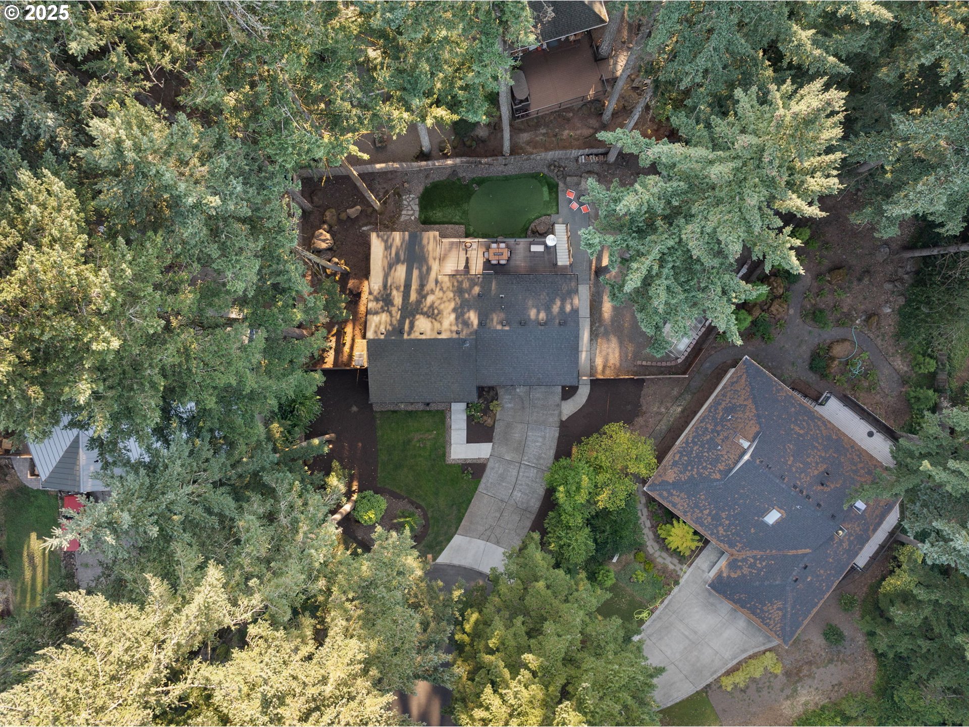 18863 Southwest Indian Springs Road Lake Oswego, OR 97035 - Photo 32 of 33 an aerial view of a house