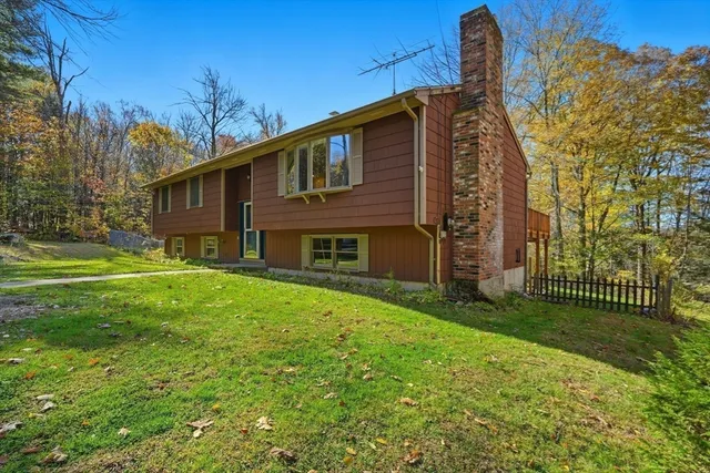 $399,000 | 127 Pond Brook Road, Huntington, MA 01050