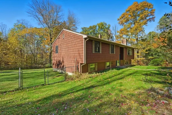 $375,000 | 127 Pond Brook Road, Huntington, MA 01050