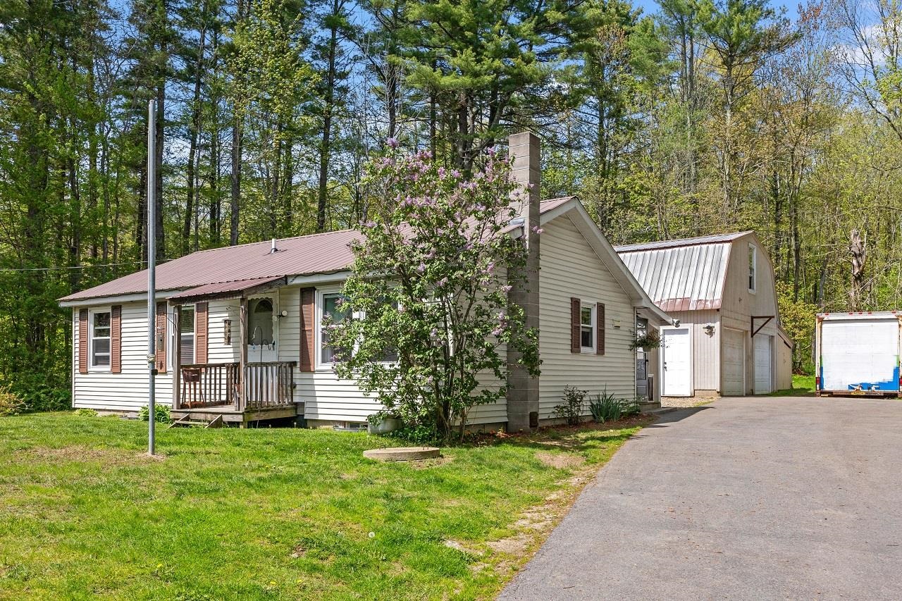 59 Gebig Road Nottingham, NH 03290 - Photo 1 of 33