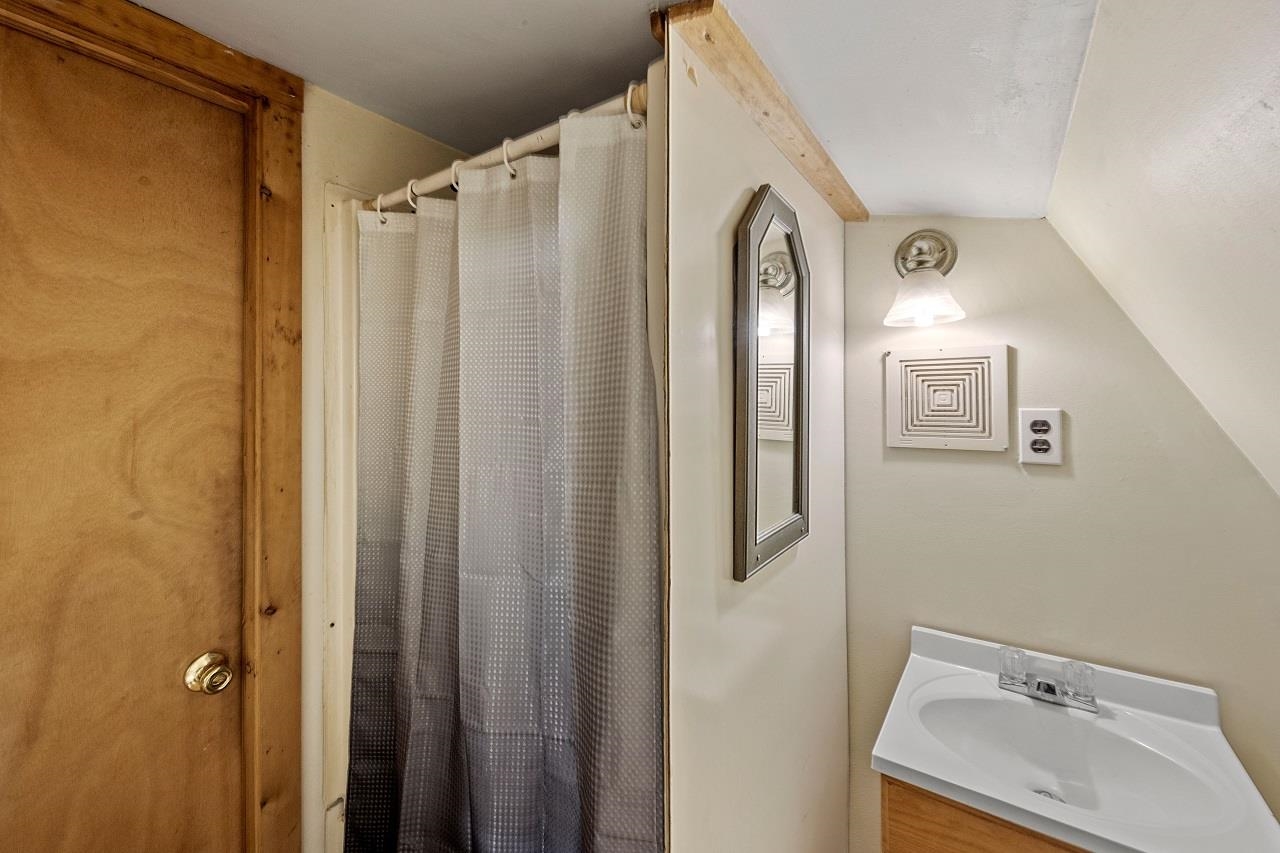59 Gebig Road Nottingham, NH 03290 - Photo 22 of 33