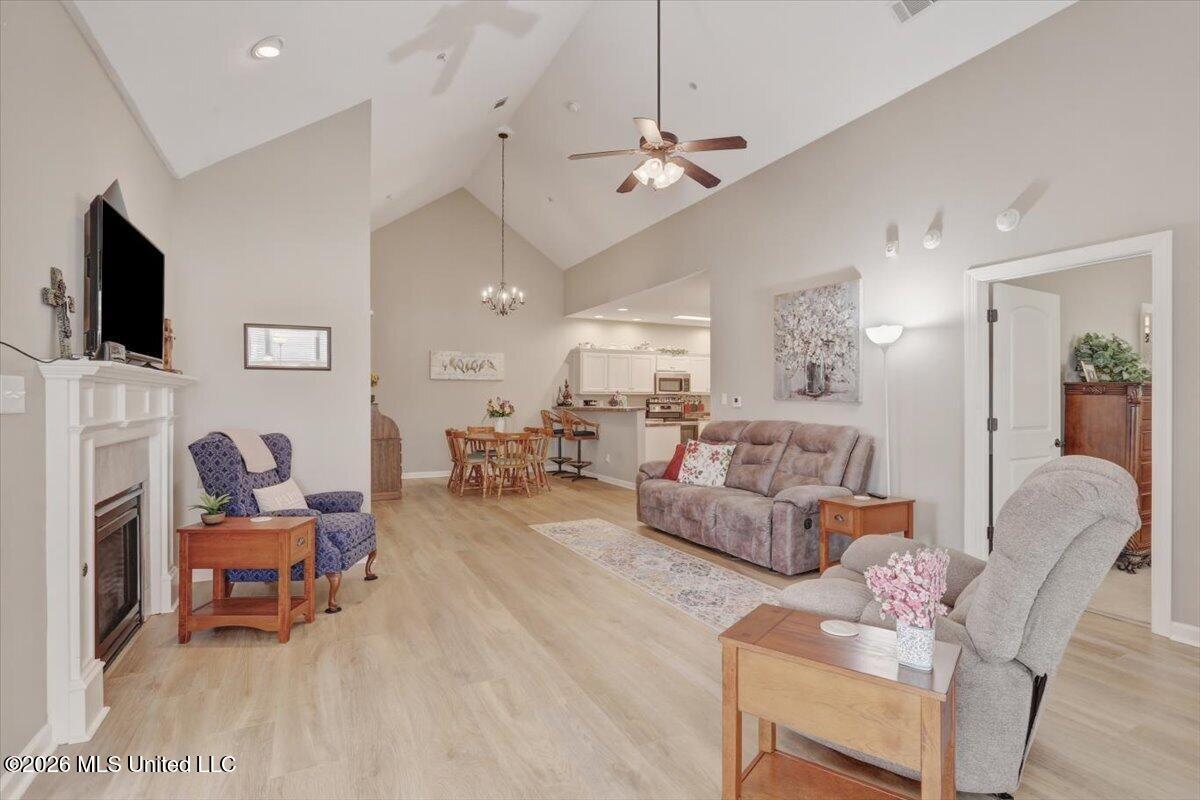 2690 Starlanding Road East, Unit A Southaven, MS 38672 - Photo 5 of 29 08-IMG_8604_5_6_7_8