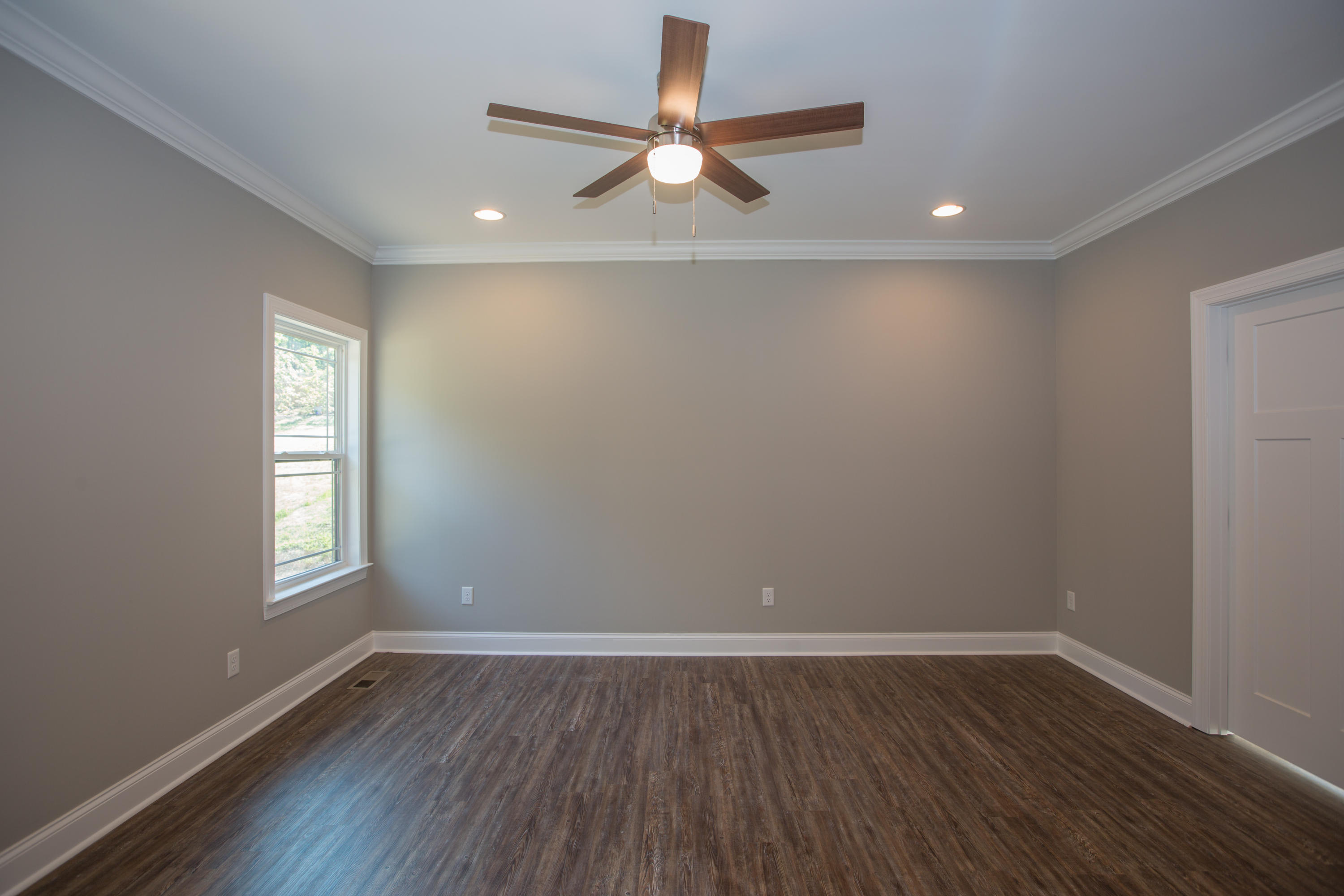 154 Senduro Pass Rock Spring, GA 30739 - Photo 19 of 39 154 Senduro Pass -9507