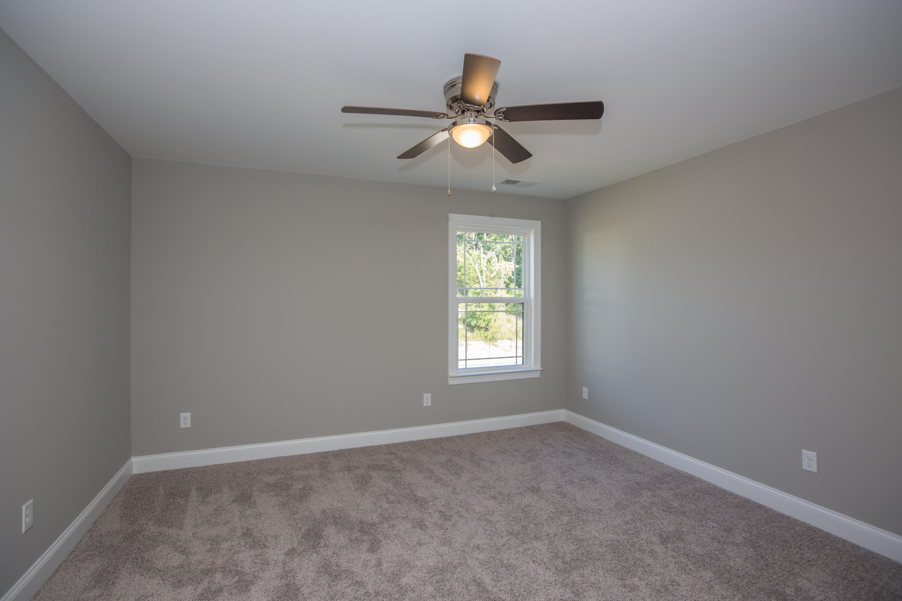 154 Senduro Pass Rock Spring, GA 30739 - Photo 25 of 39 154 Senduro Pass -9514