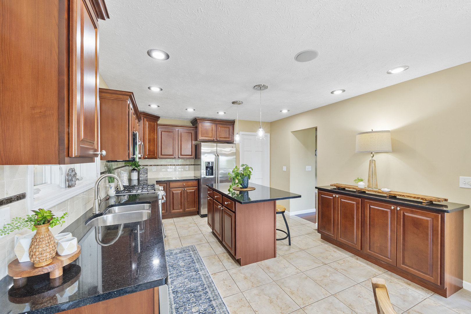 2214 Bracebridge Road Bloomington, IL 61705 - Photo 8 of 51 Gallery Image 8