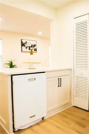 $154,900 | 816 South Lake Drive, Independence, MO 64053