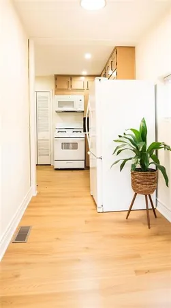 $154,900 | 816 South Lake Drive, Independence, MO 64053