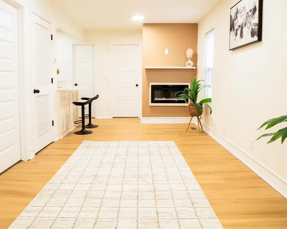 $154,900 | 816 South Lake Drive, Independence, MO 64053