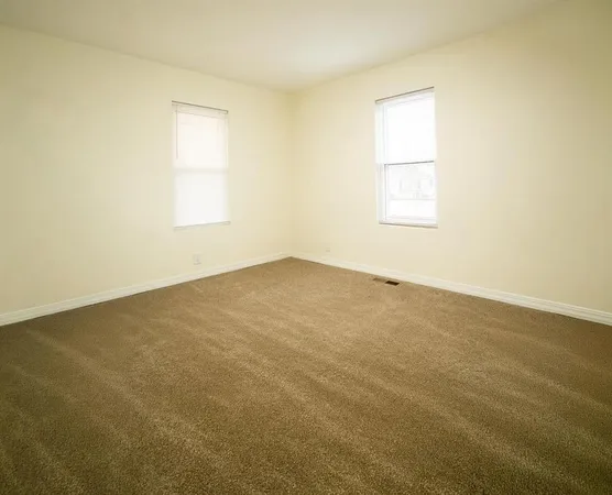 $154,900 | 816 South Lake Drive, Independence, MO 64053