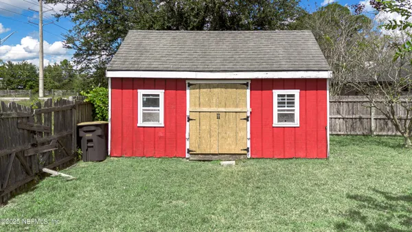 a front view of house with yard