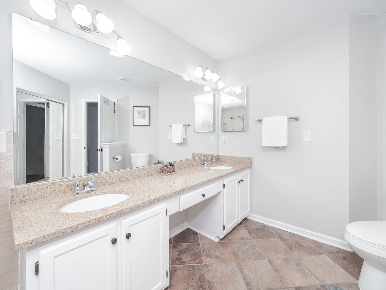 12105 North Exeter Way Raleigh, NC 27613 - Photo 19 of 27 Photo 19