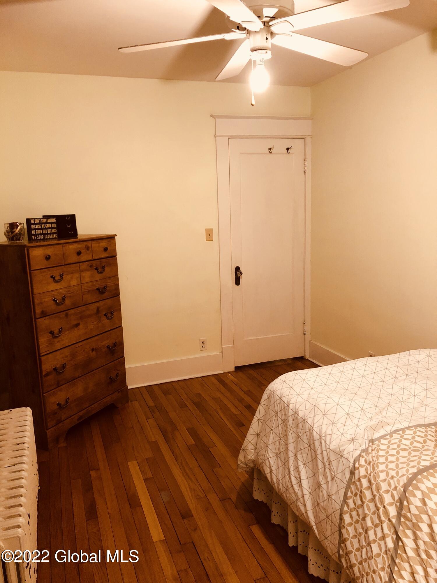 32 Russell Road Albany, NY 12203 - Photo 12 of 17 13 Bedroom