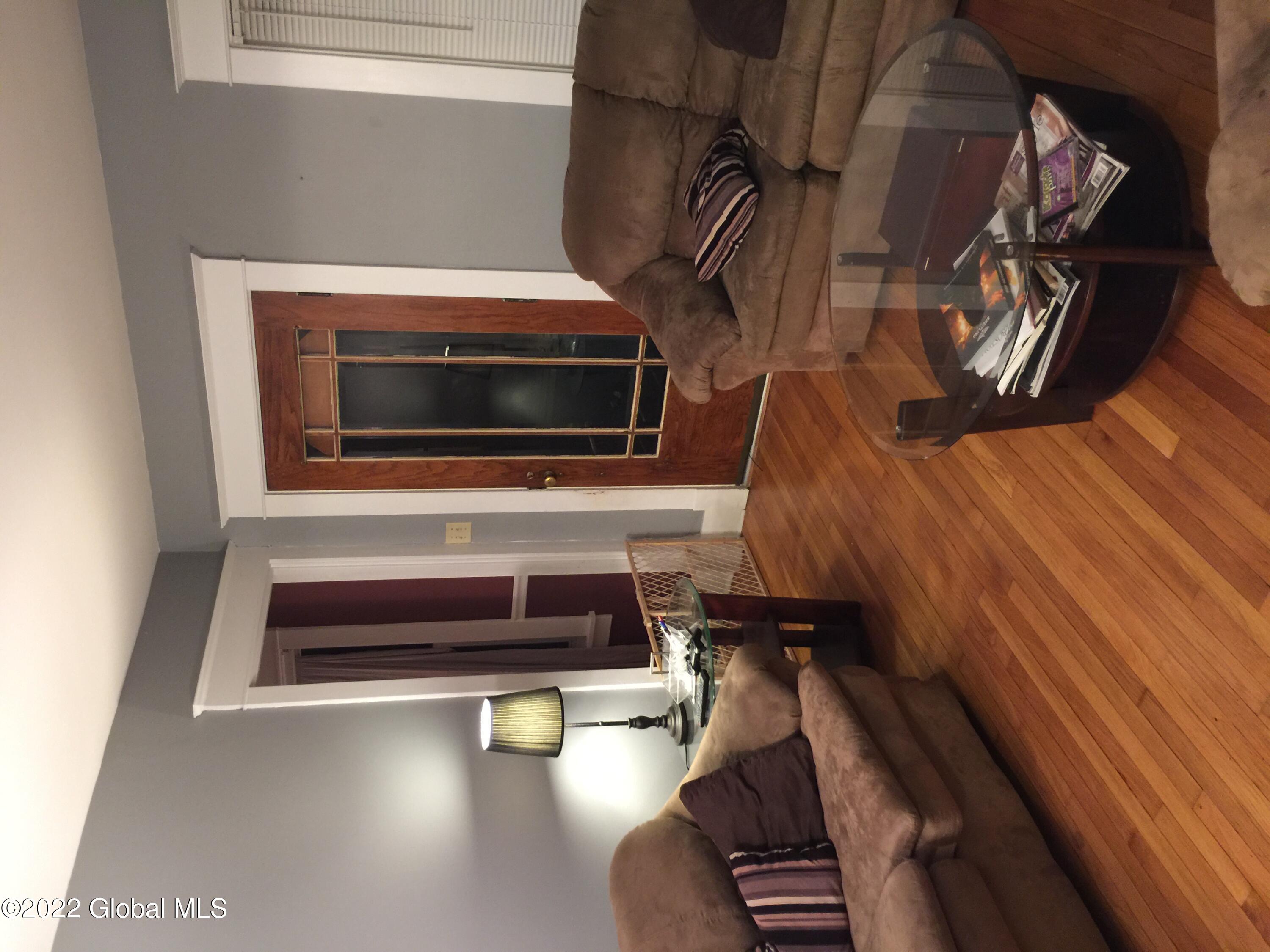 32 Russell Road Albany, NY 12203 - Photo 7 of 17 07 Living Room