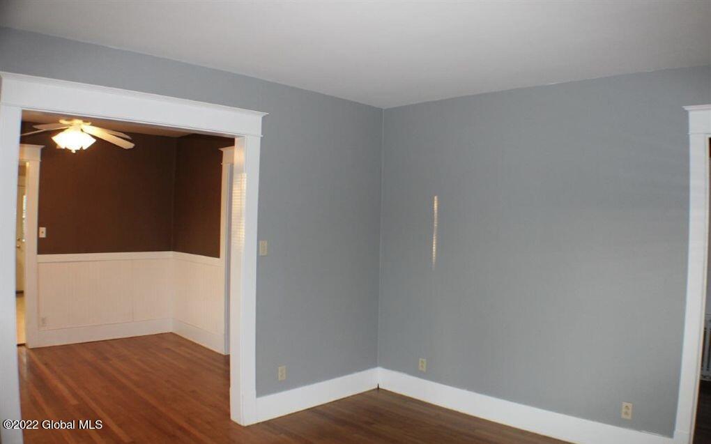 32 Russell Road Albany, NY 12203 - Photo 8 of 17 08 Living Room