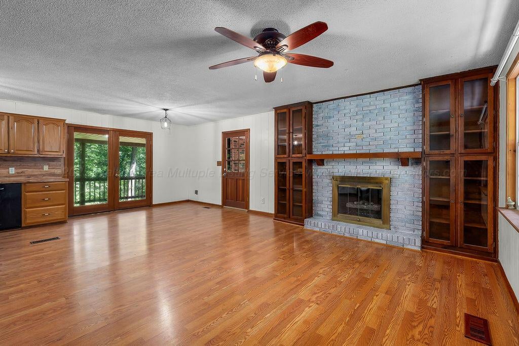 156 Barham Road Jasper, AL 35503 - Photo 7 of 37 7RV00195-3-14 copy