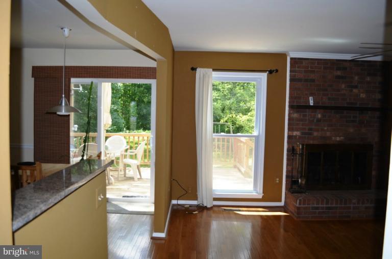 51 Carrollton Road Sterling, VA 20165 - Photo 13 of 28 Family Room