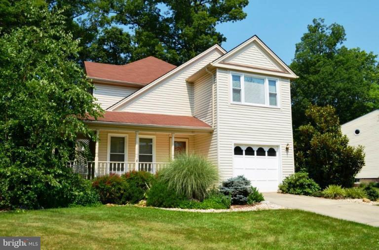 51 Carrollton Road Sterling, VA 20165 - Photo 16 of 28 Exterior (Front)
