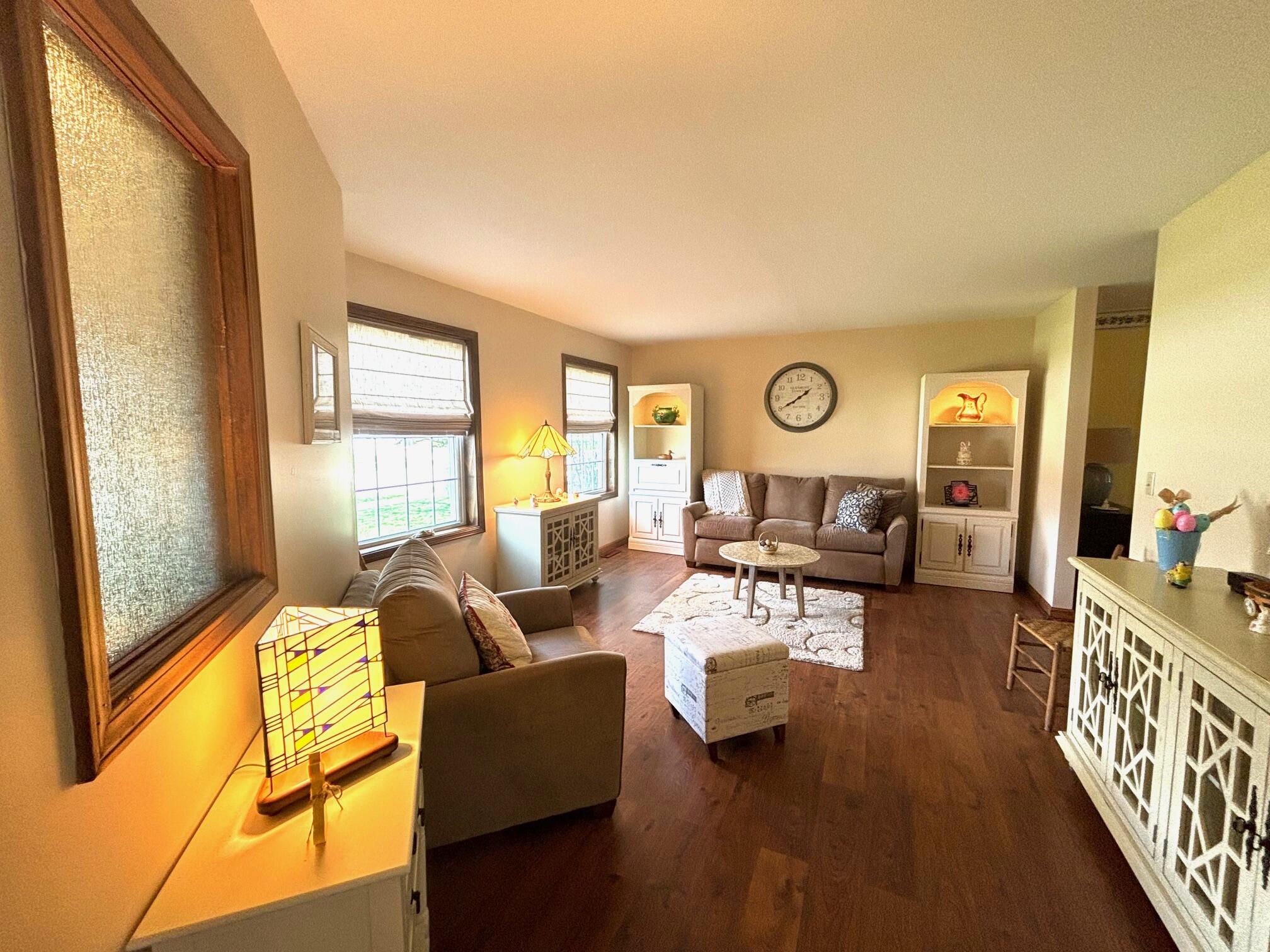 7975 East 99th Lane Crown Point, IN 46307 - Photo 5 of 52 2016x1512