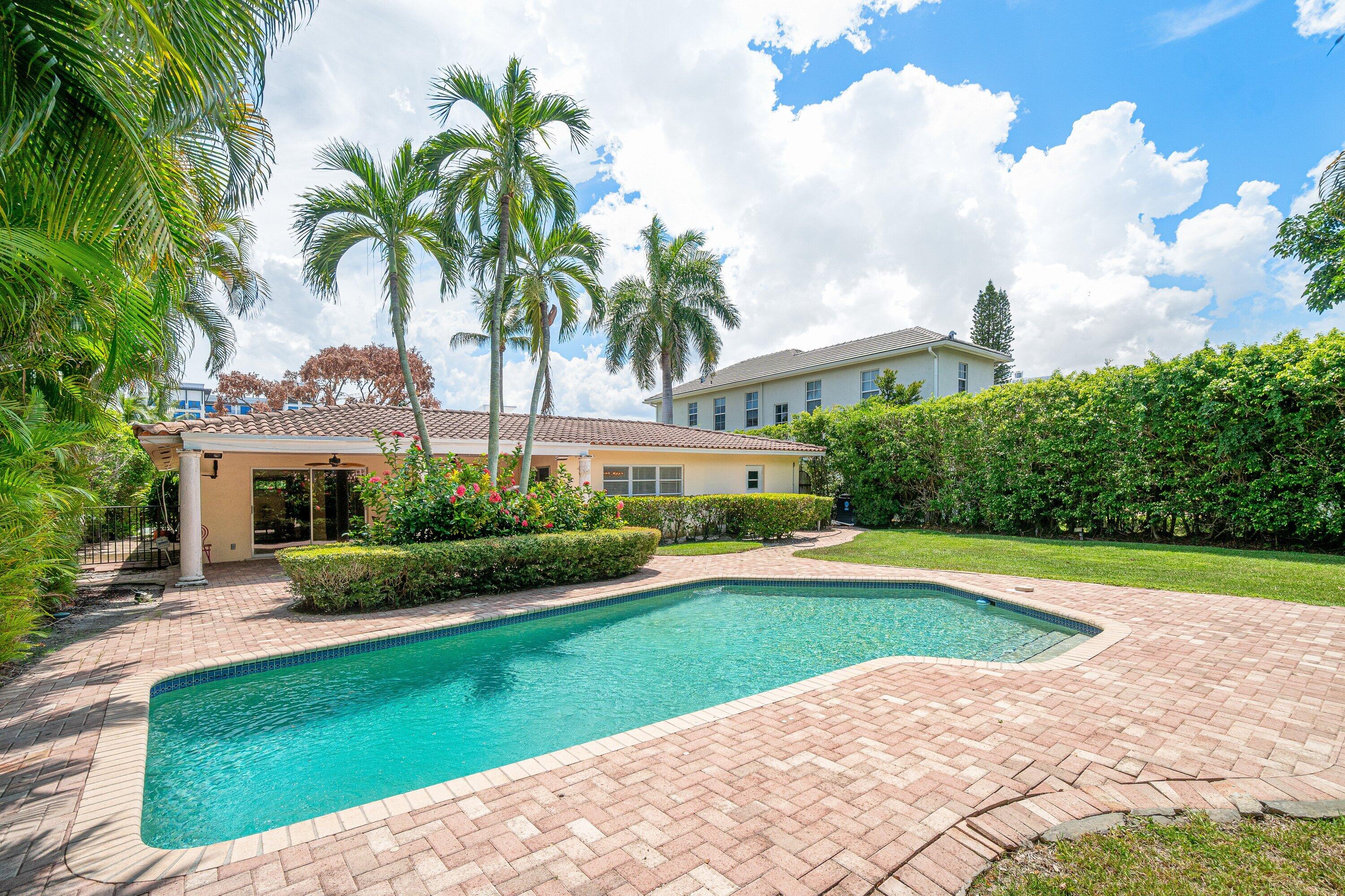 317 Northeast 2nd Street Boca Raton, FL 33432 - Photo 31 of 37 035-317Northeast2ndStreet-BocaRaton-FL-3