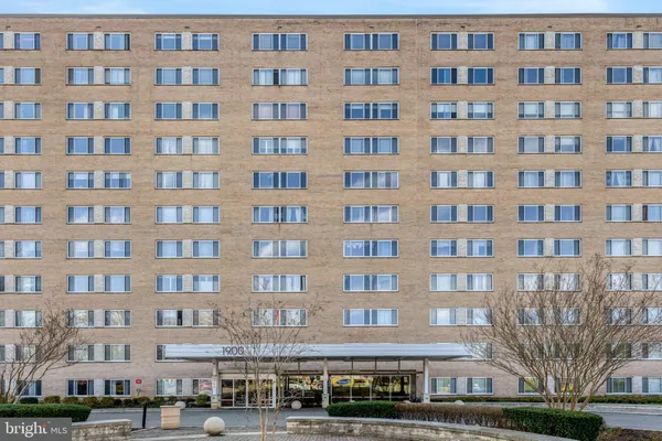 $165,000 | 1900 Lyttonsville Road, Unit 504, Silver Spring, MD 20910