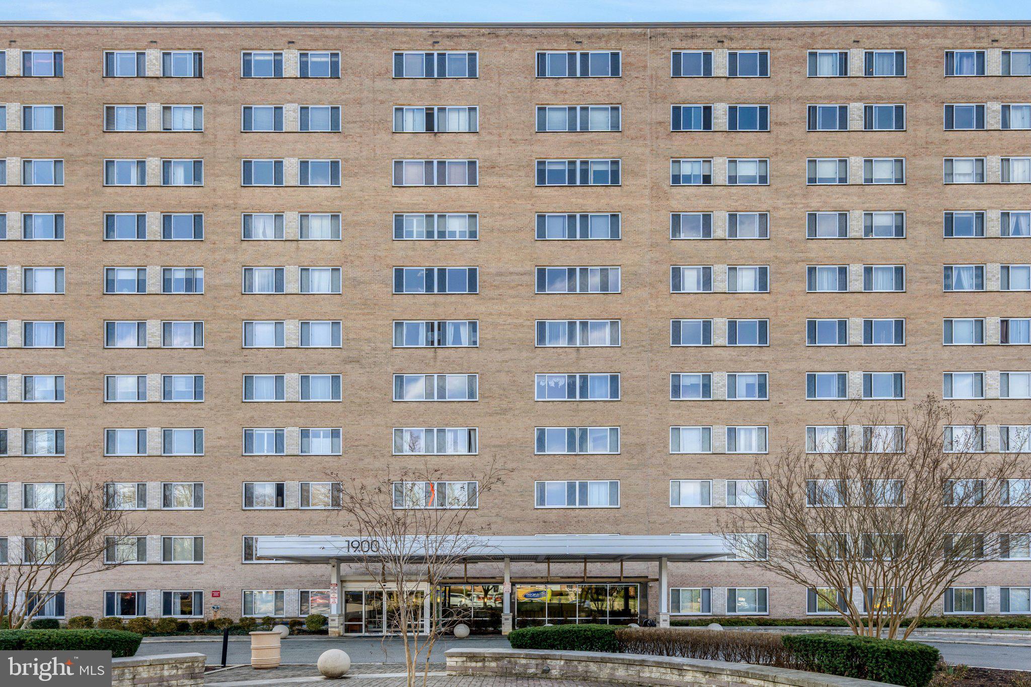 1900 Lyttonsville Road, Unit 504 Silver Spring, MD 20910 - Photo 14 of 16 a front view of a building