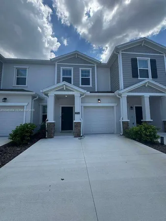 $2,100 | 2954 Savoir Avenue, Davenport, FL 33837