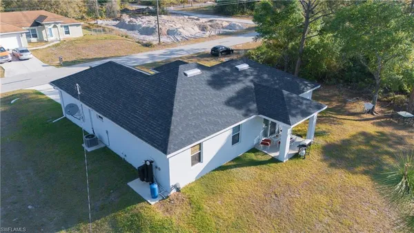 a picture of houses with outdoor space
