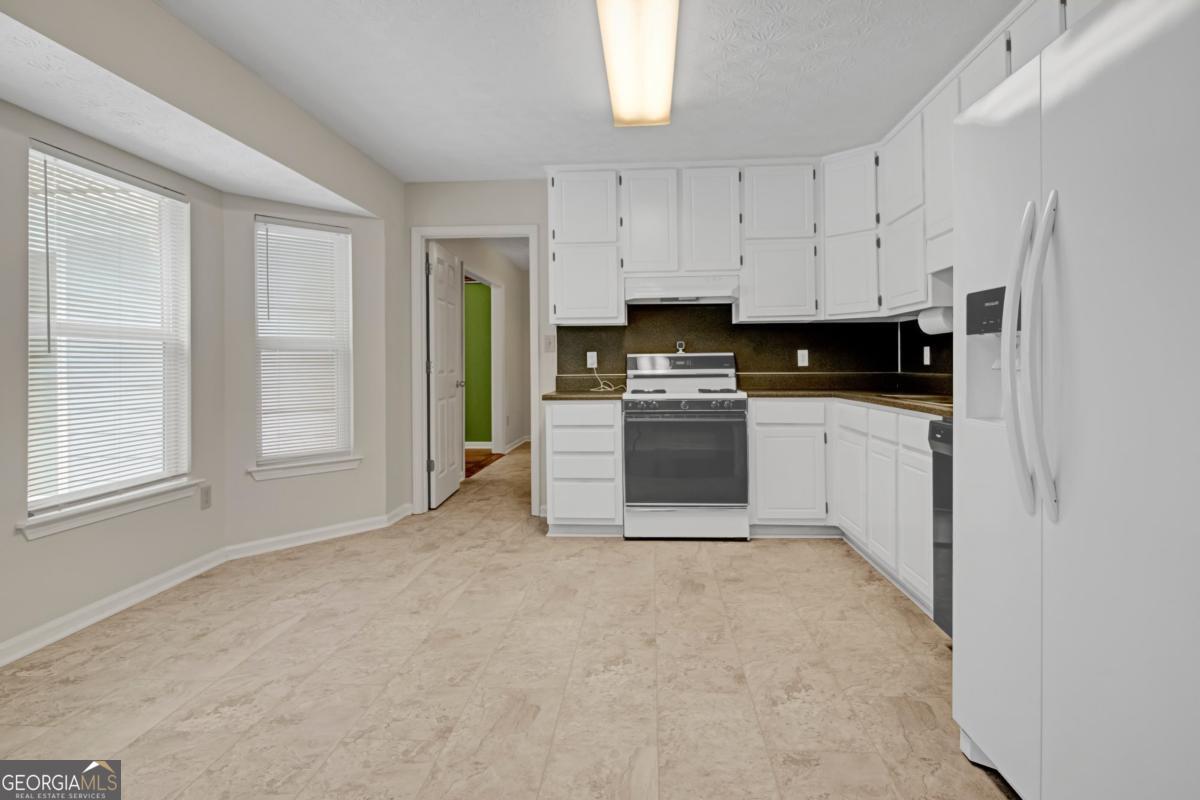 145 Deer Ridge Court McDonough, GA 30252 - Photo 14 of 54