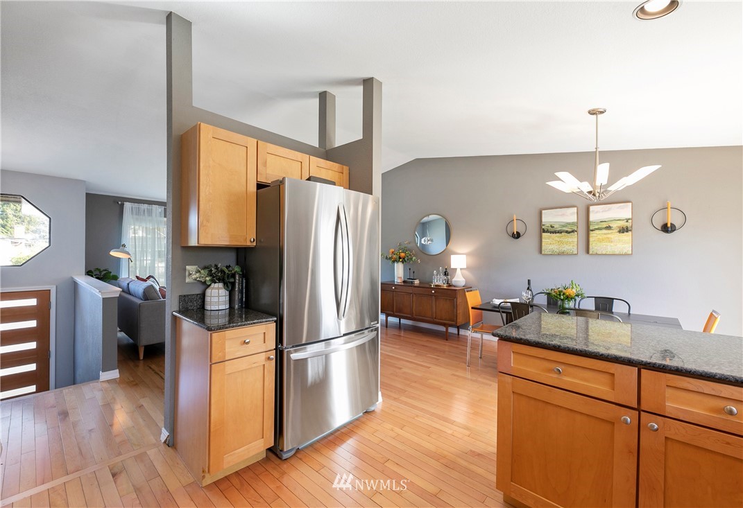 3545 Southwest 100th Street Seattle, WA 98146 - Photo 12 of 25 Gallery Image 12