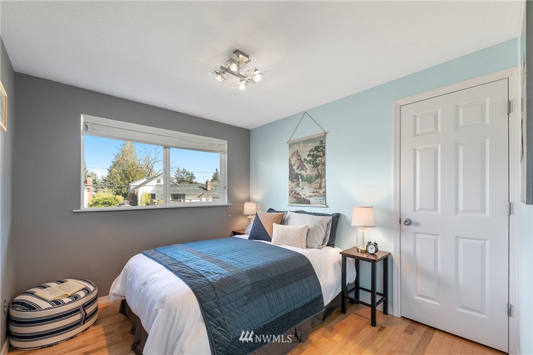 3545 Southwest 100th Street Seattle, WA 98146 - Photo 16 of 25 Gallery Image 16