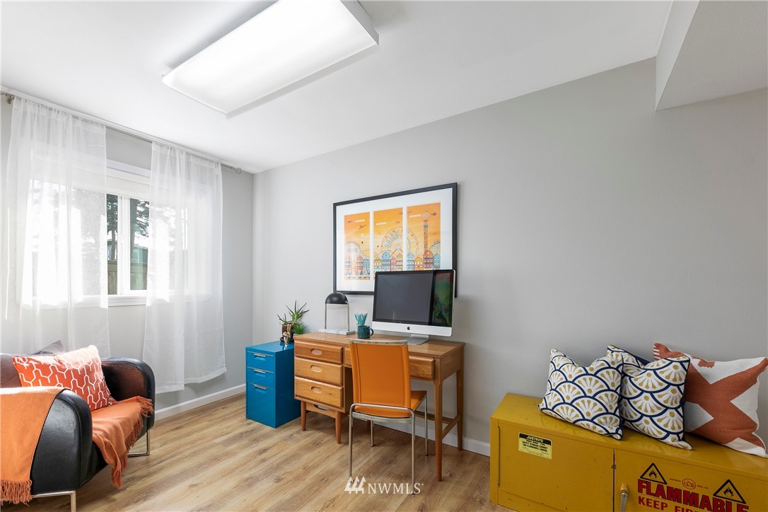 3545 Southwest 100th Street Seattle, WA 98146 - Photo 20 of 25 Gallery Image 20