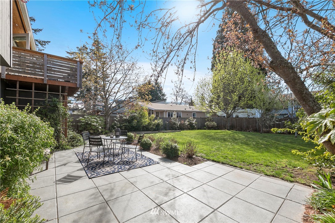 3545 Southwest 100th Street Seattle, WA 98146 - Photo 24 of 25 Gallery Image 24