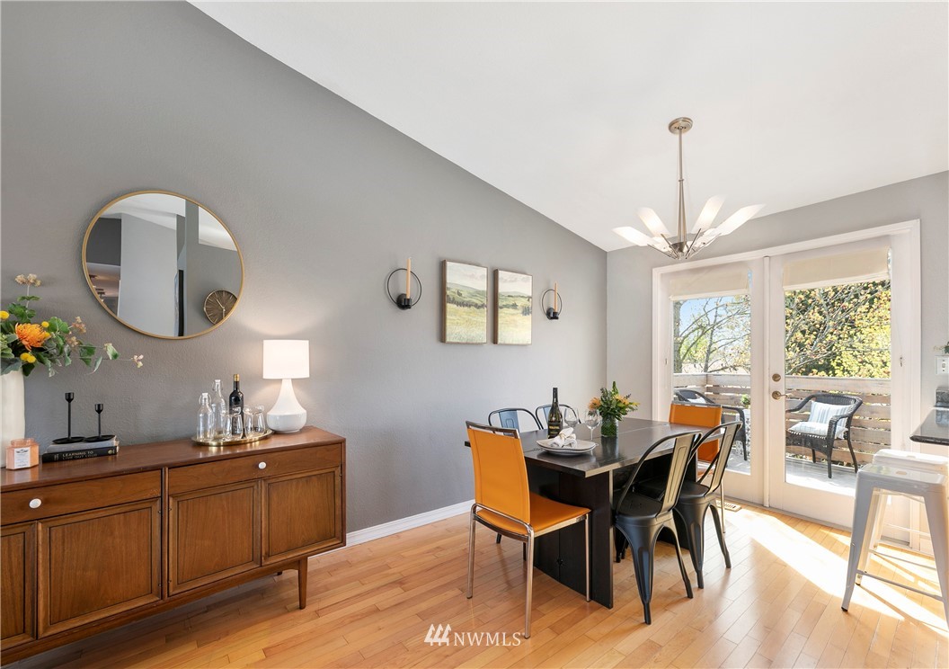 3545 Southwest 100th Street Seattle, WA 98146 - Photo 7 of 25 Gallery Image 7