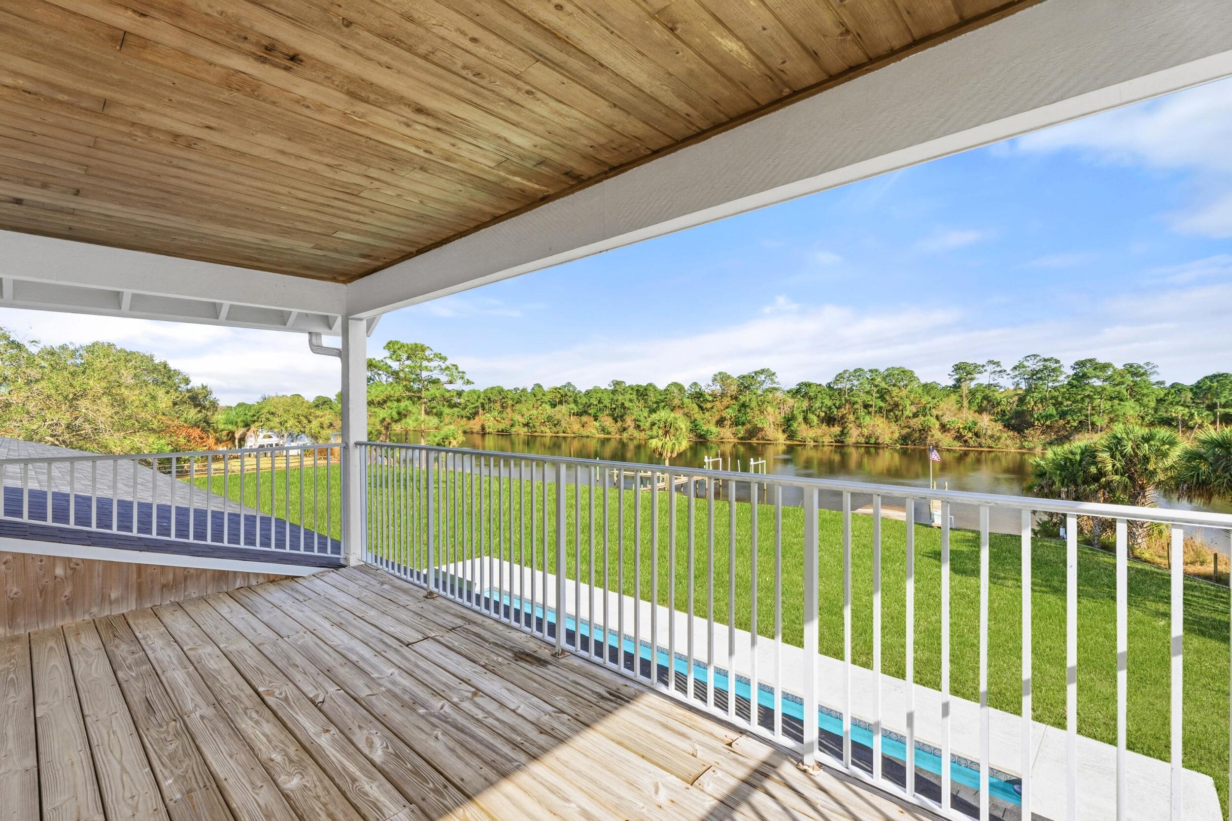 10125 Southwest Green Ridge Lane, Unit LANE Palm City, FL 34990 - Photo 14 of 84 34_smg05426